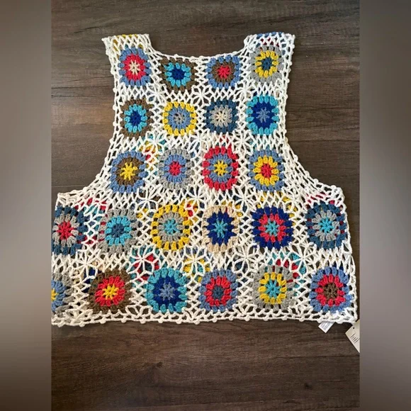 Urban Outfitters Crocheted Colourful Granny Square Vest - Picture 4 of 6